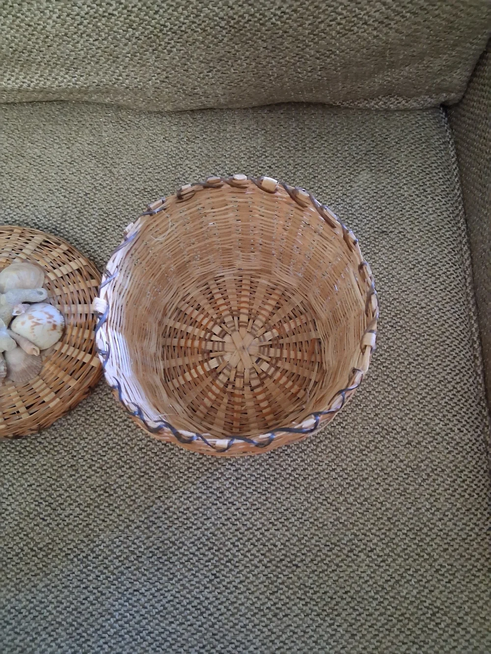 Vintage Woven Rattan Lidded Seashell Basket